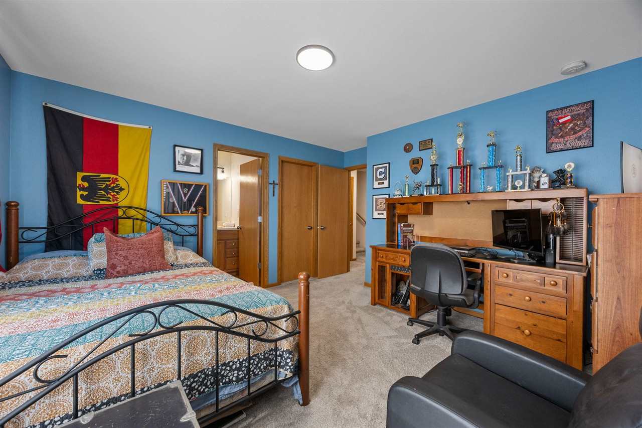 1289 Langenberg Avenue Iowa City IA 52240