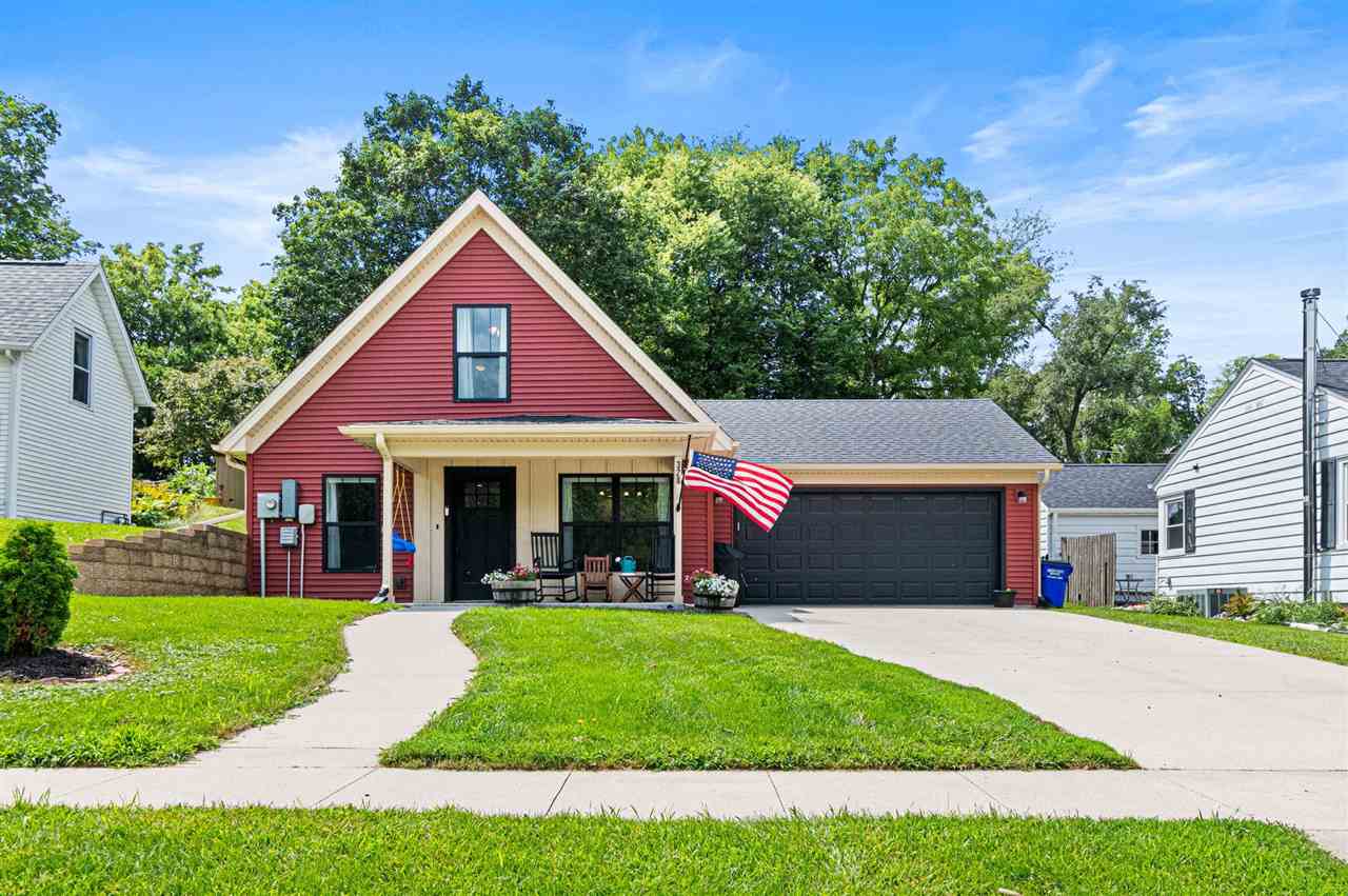 328 N Downey West Branch IA 52358
