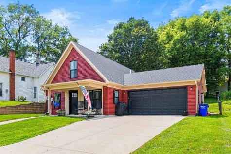 328 N Downey West Branch IA 52358
