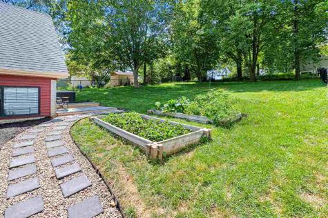 328 N Downey West Branch IA 52358