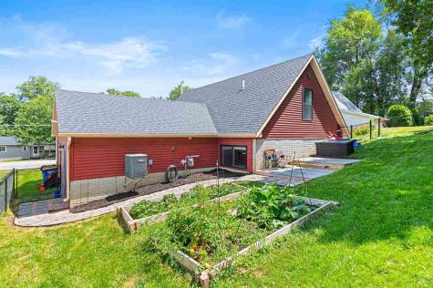 328 N Downey West Branch IA 52358