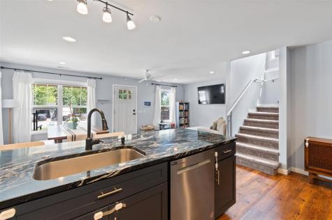 328 N Downey West Branch IA 52358