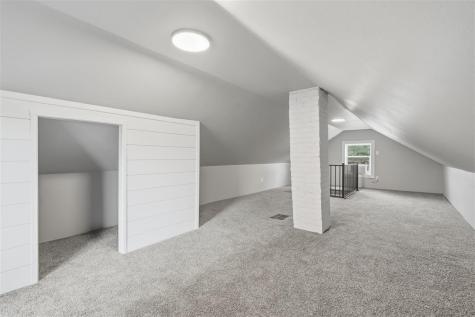 1144 C Avenue NW Cedar Rapids IA 52405
