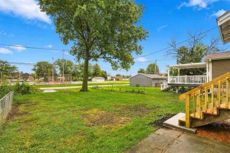 1144 C Avenue NW Cedar Rapids IA 52405