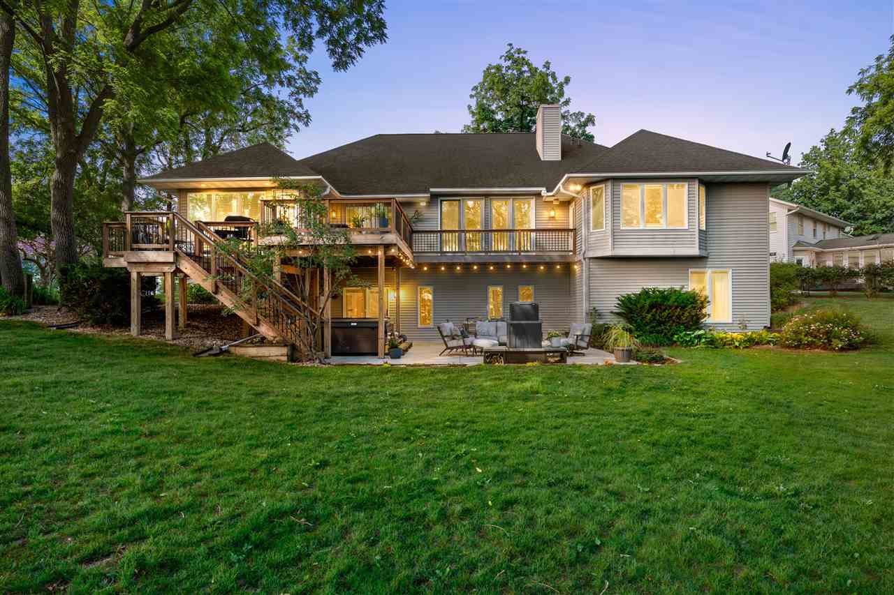 42 Kensington Court Iowa City IA 52245