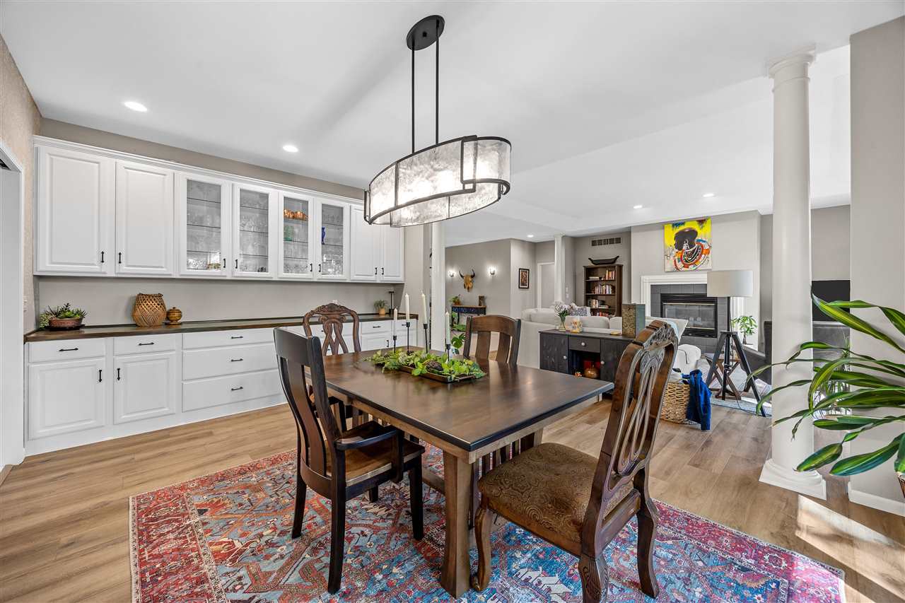 42 Kensington Court Iowa City IA 52245