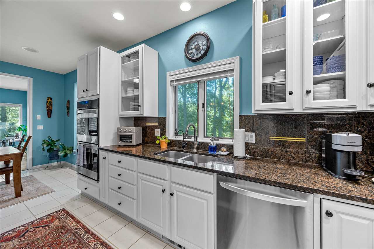 42 Kensington Court Iowa City IA 52245