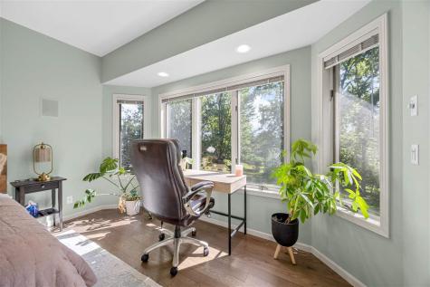 42 Kensington Court Iowa City IA 52245