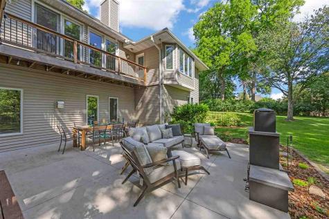 42 Kensington Court Iowa City IA 52245