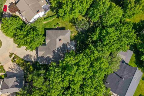 42 Kensington Court Iowa City IA 52245