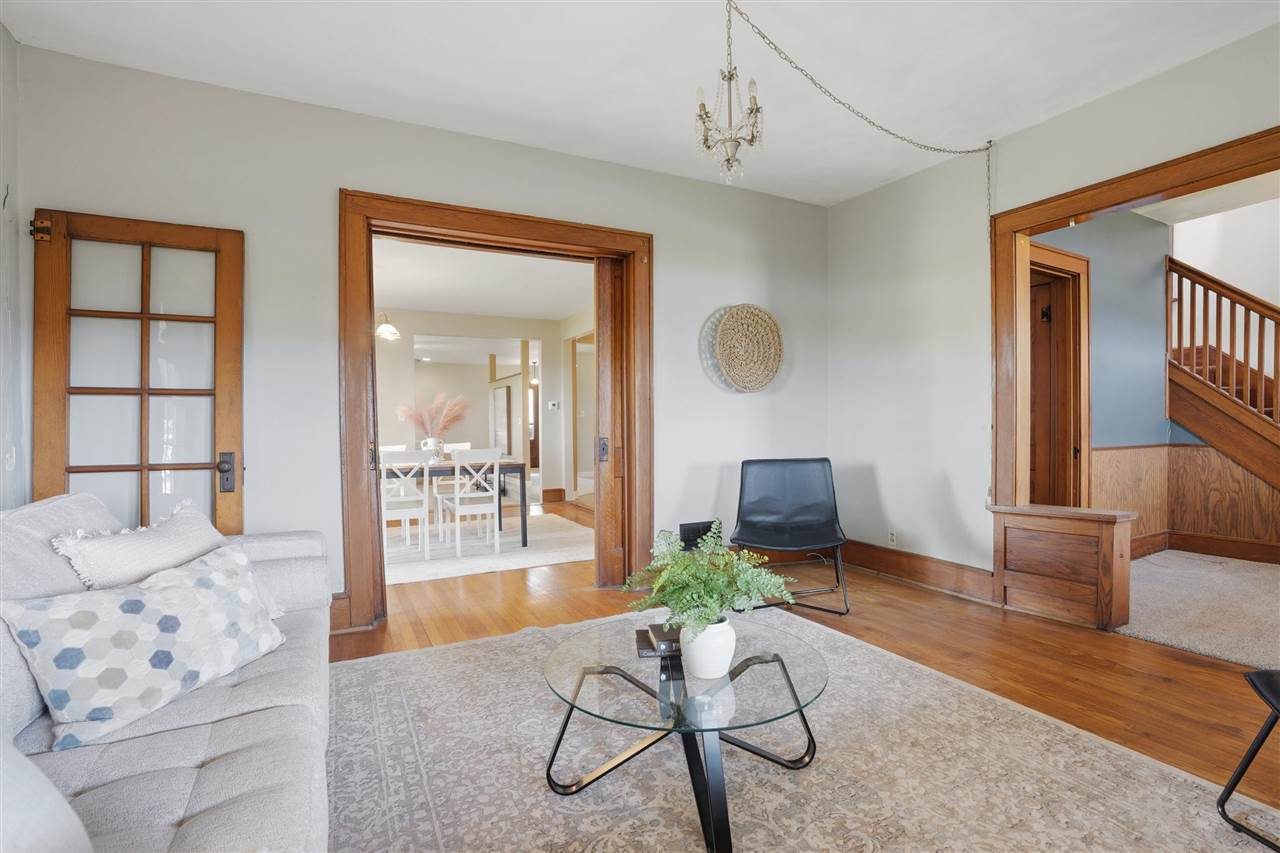 3271 V Avenue Wellman IA 52356