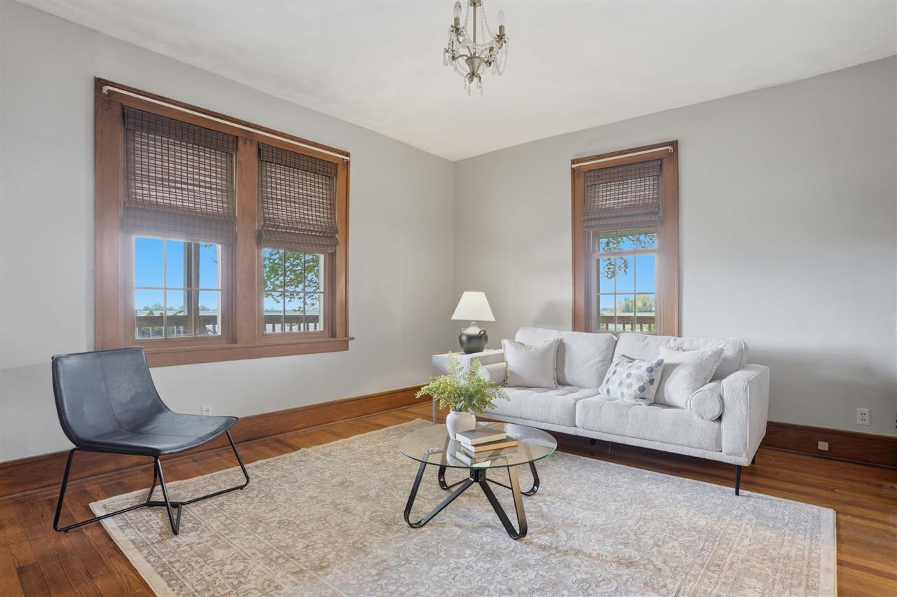 3271 V Avenue Wellman IA 52356