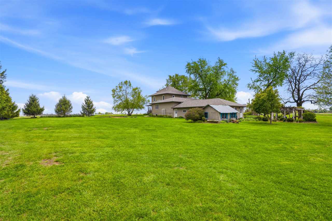 3271 V Avenue Wellman IA 52356