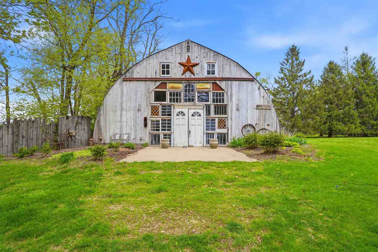 3271 V Avenue Wellman IA 52356