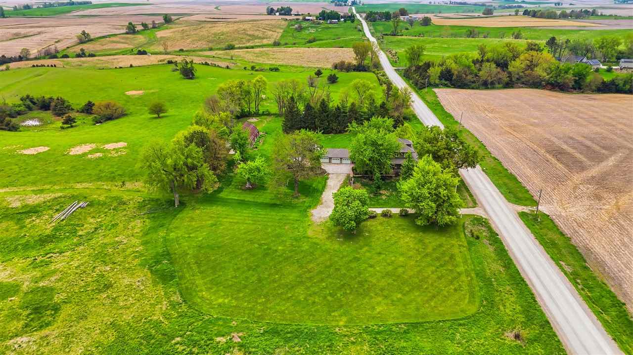 3271 V Avenue Wellman IA 52356