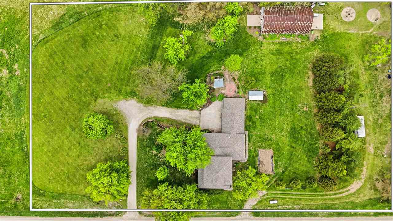 3271 V Avenue Wellman IA 52356