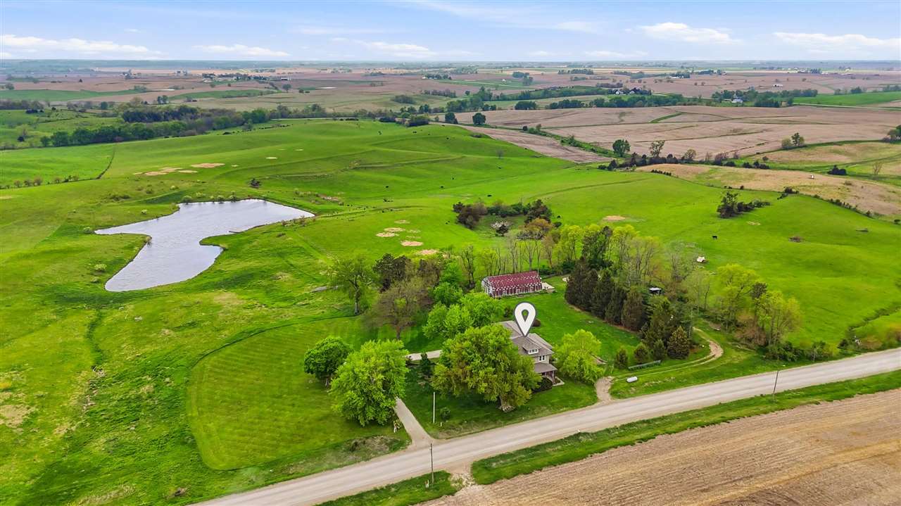 3271 V Avenue Wellman IA 52356