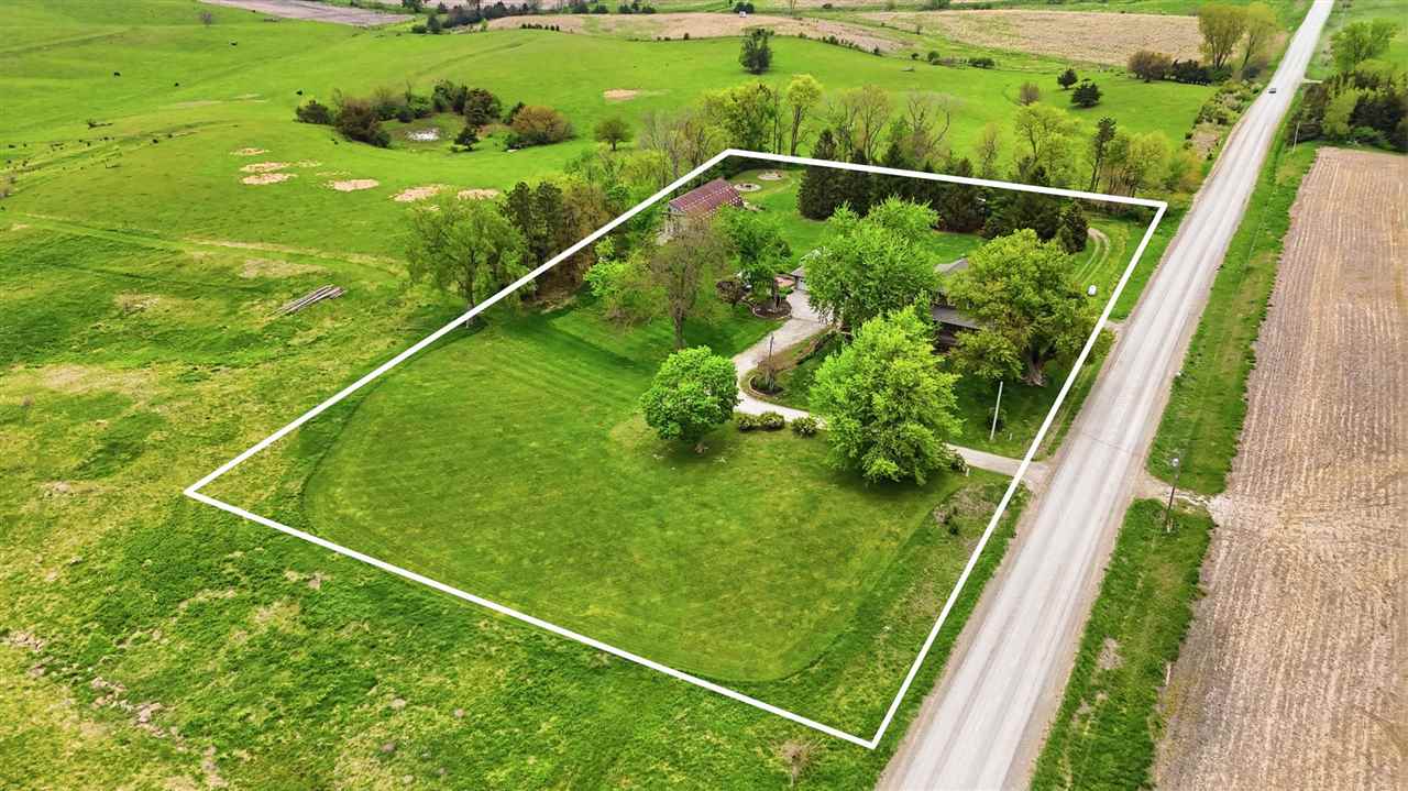 3271 V Avenue Wellman IA 52356