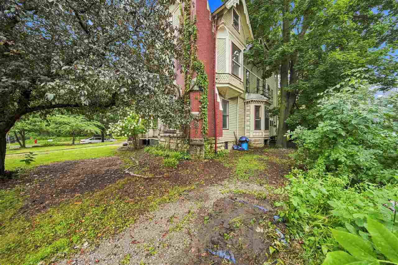 935 E College Street Iowa City IA 52240