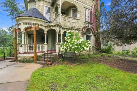 935 E College Street Iowa City IA 52240