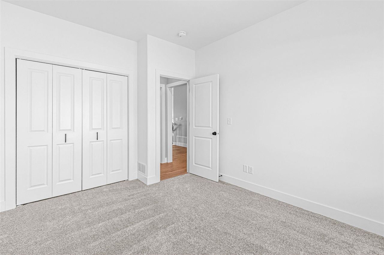 260 Pine Grove Lane Iowa City IA 52246