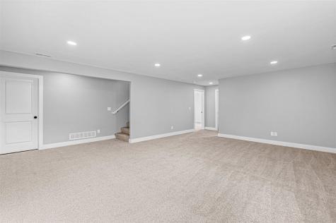 260 Pine Grove Lane Iowa City IA 52246