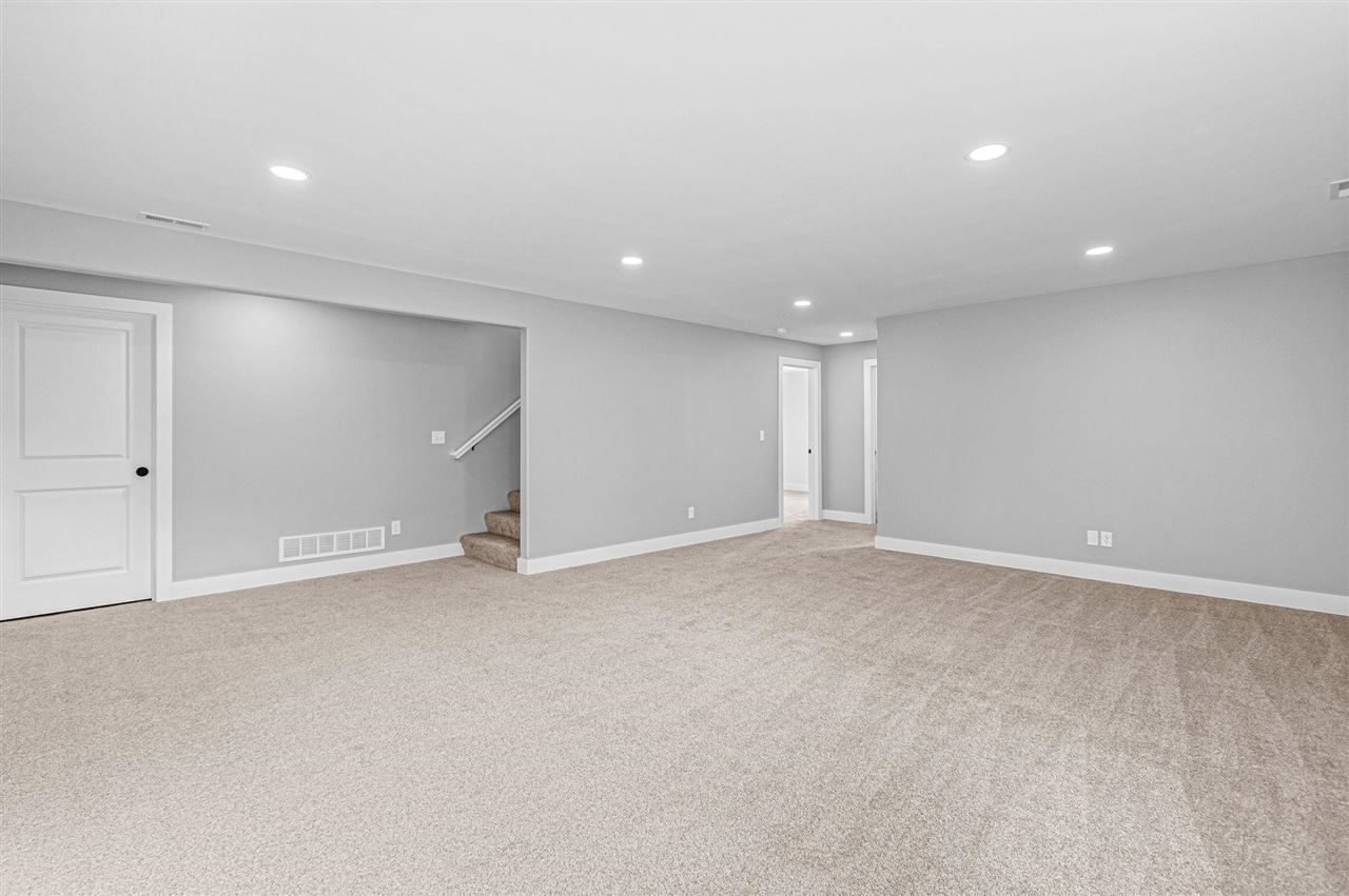 260 Pine Grove Lane Iowa City IA 52246