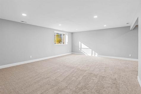 260 Pine Grove Lane Iowa City IA 52246