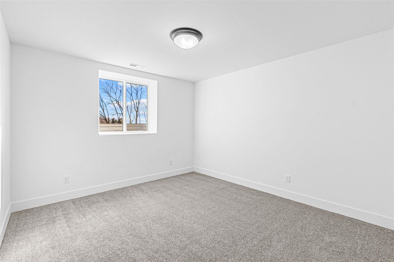 260 Pine Grove Lane Iowa City IA 52246