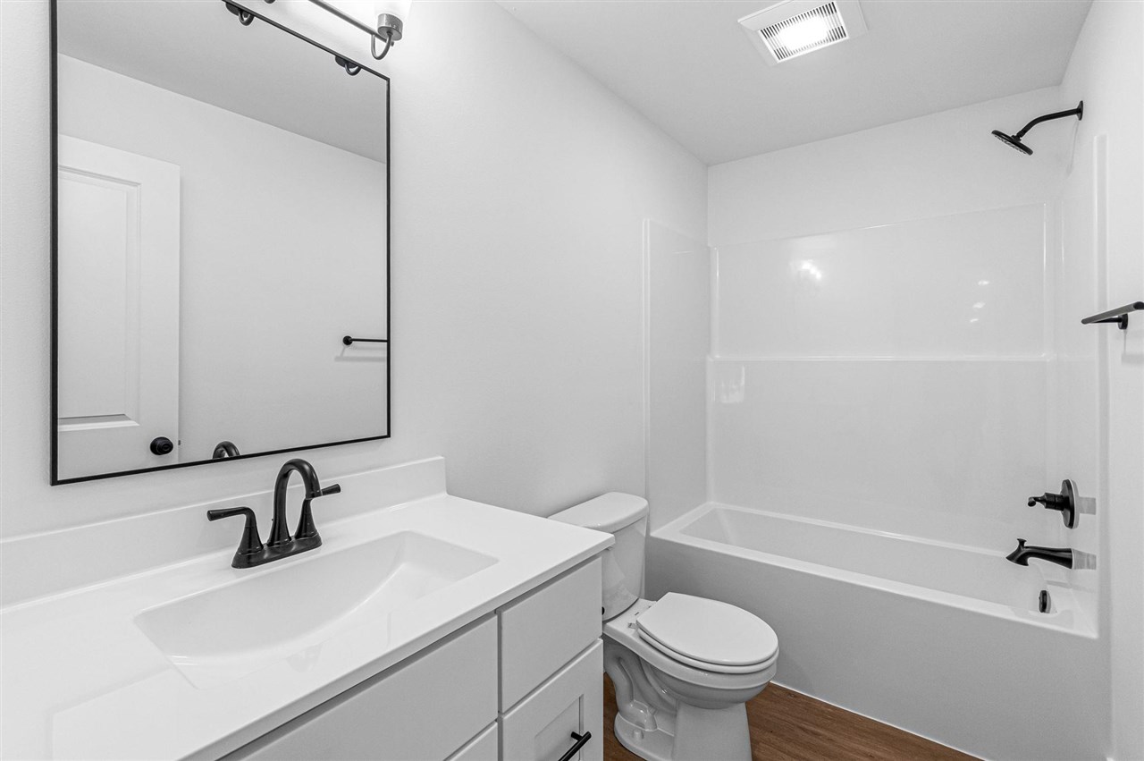 260 Pine Grove Lane Iowa City IA 52246