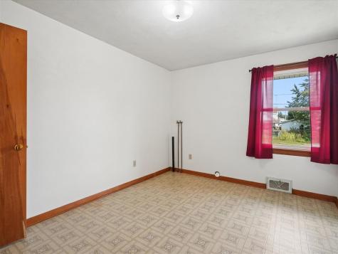 422 W South Street Lisbon IA 52253