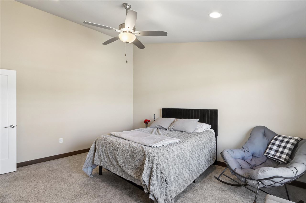 500 Elizabeth Lane Tiffin IA 52340