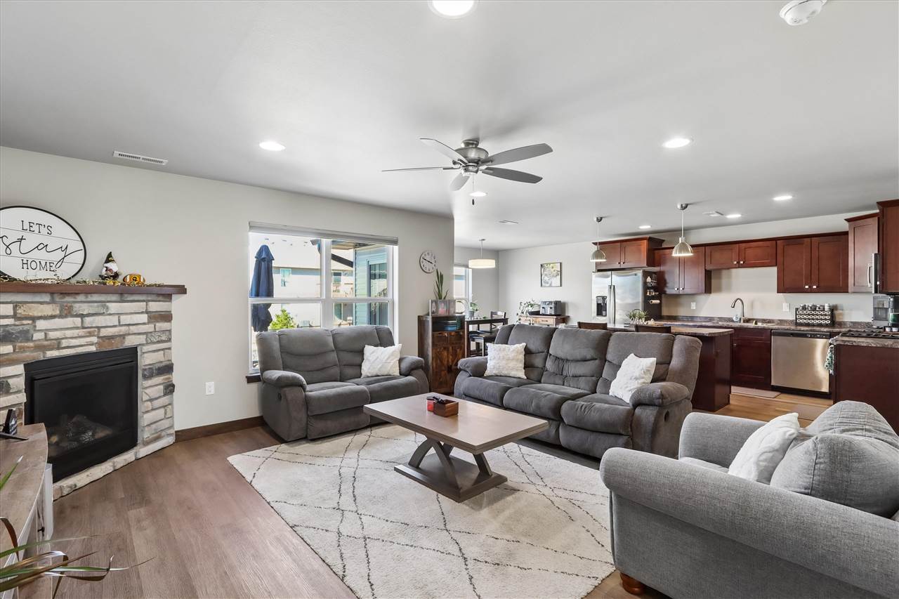 500 Elizabeth Lane Tiffin IA 52340
