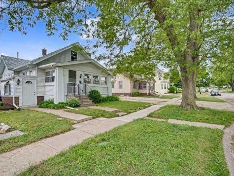 111 NE 34th Street Cedar Rapids IA 52402