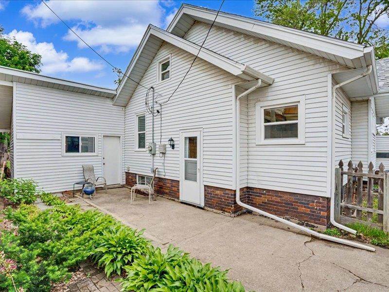 111 NE 34th Street Cedar Rapids IA 52402