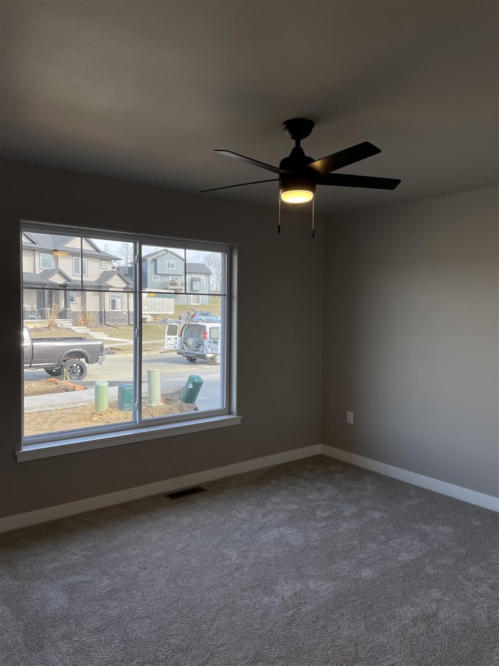 3861 Winnsboro Drive Iowa City IA 52245