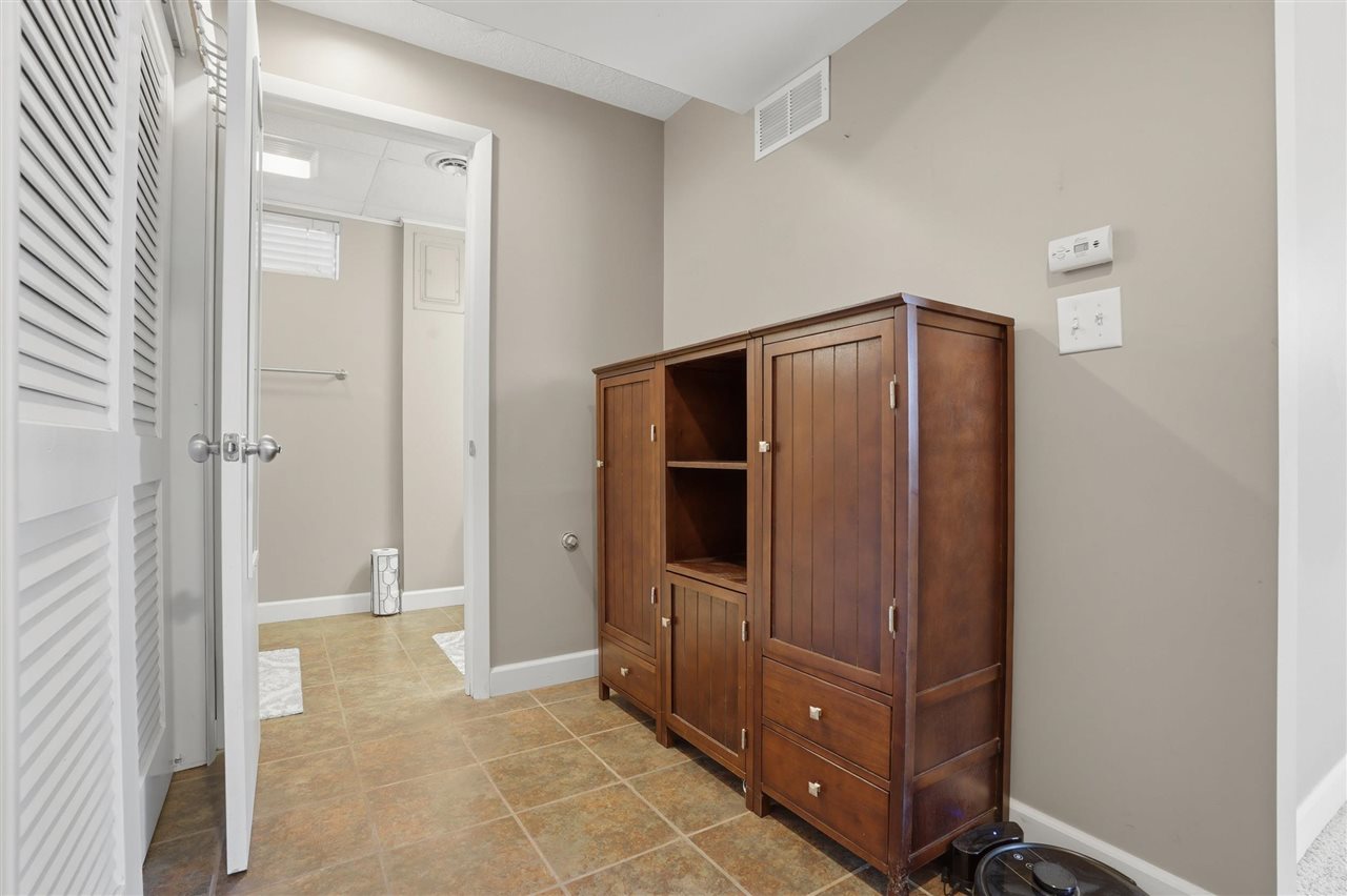 67 Gleason Drive Iowa City IA 52240