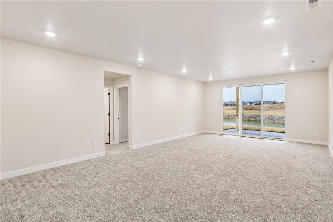 1013 Highland Trail Solon IA 52333