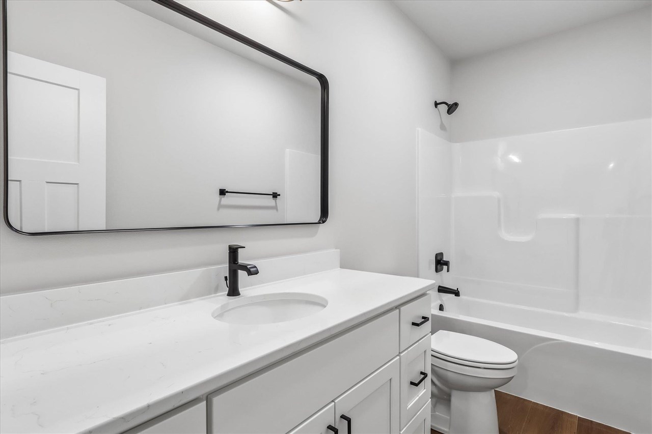 1013 Highland Trail Solon IA 52333