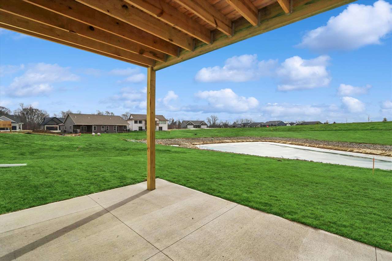 1013 Highland Trail Solon IA 52333