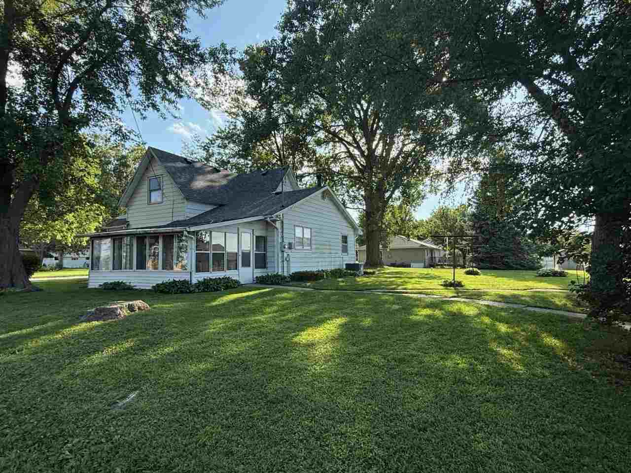 708 E Pleasant Valley Street Sigourney IA 52591