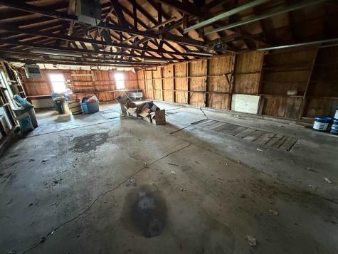 708 E Pleasant Valley Street Sigourney IA 52591
