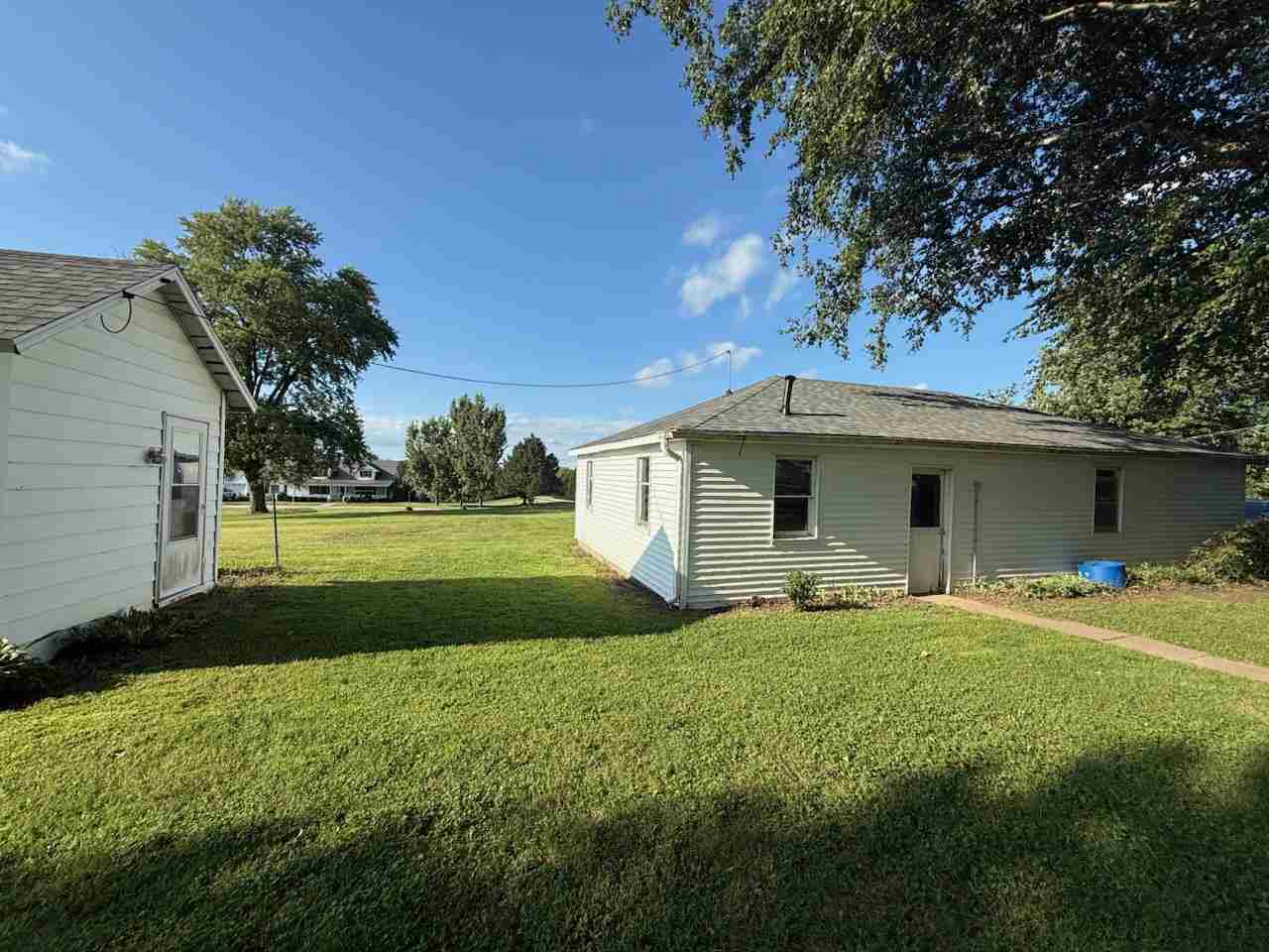 708 E Pleasant Valley Street Sigourney IA 52591