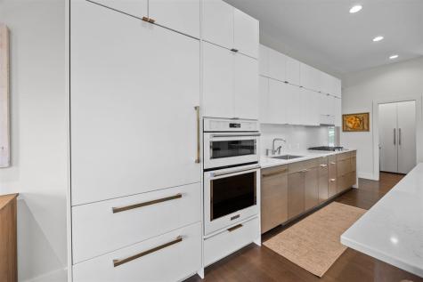 815 16th Avenue SW Mt Vernon IA 52314