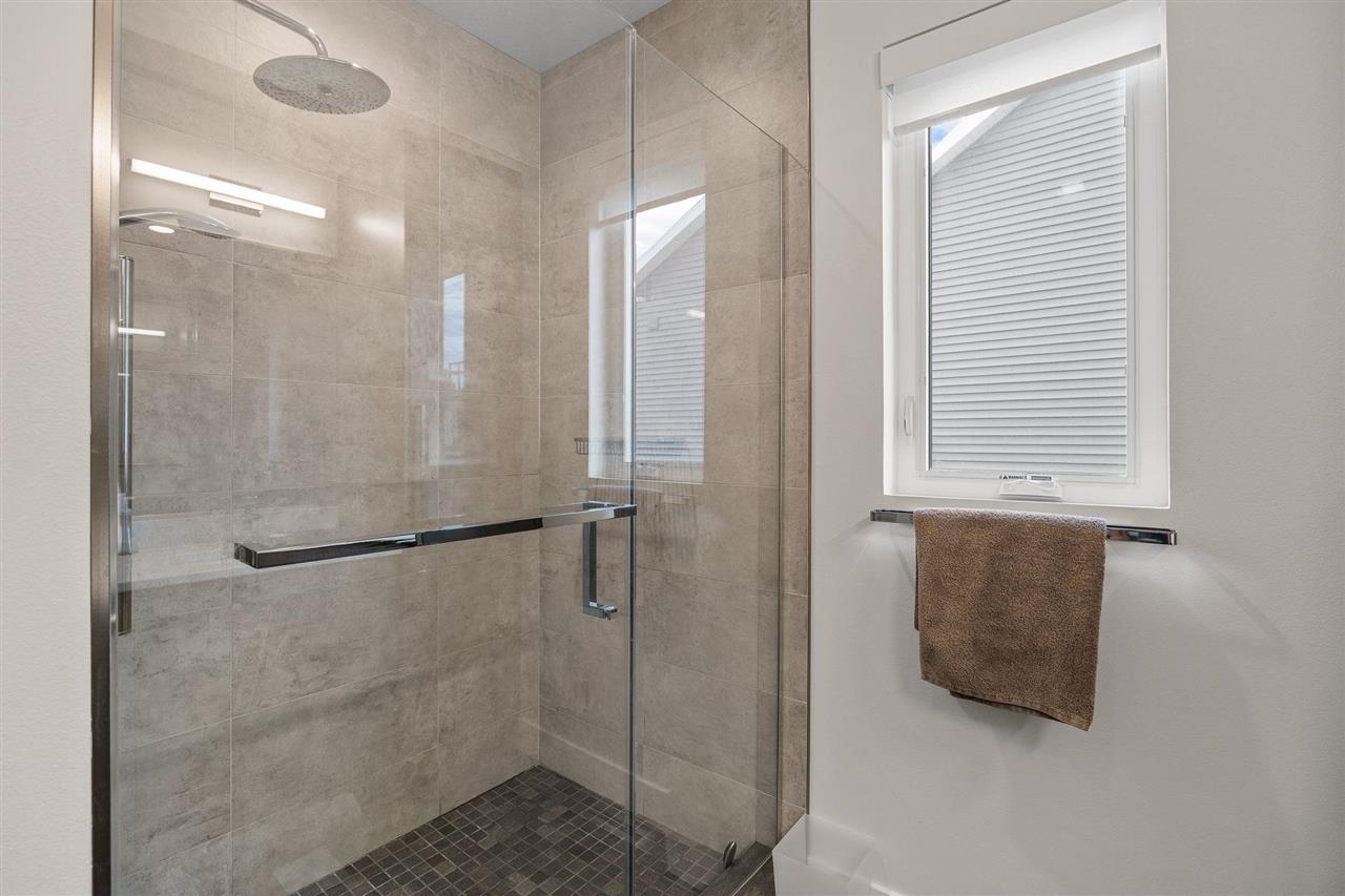 815 16th Avenue SW Mt Vernon IA 52314