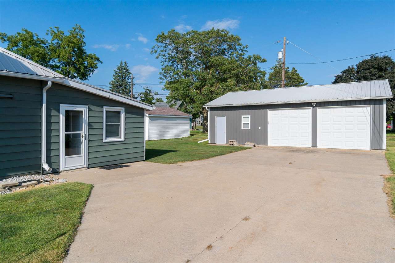 510 N Avenue C Washington IA 52353