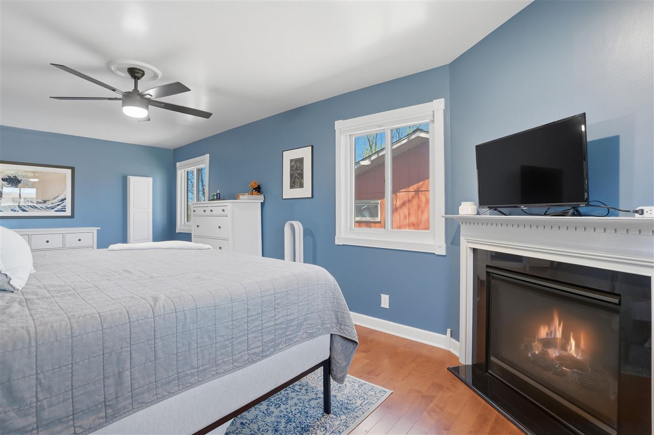 415 Woodridge Avenue Iowa City IA 52245