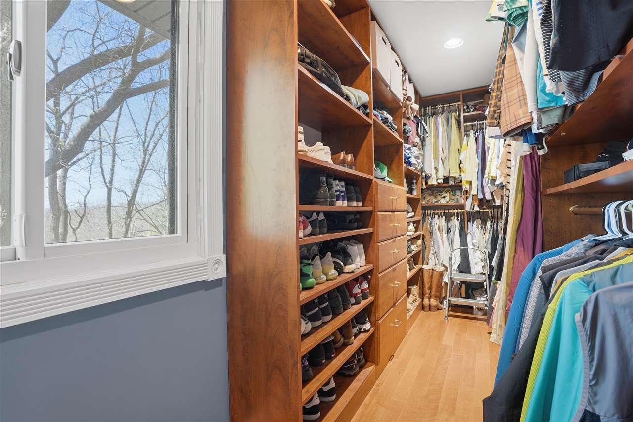 415 Woodridge Avenue Iowa City IA 52245