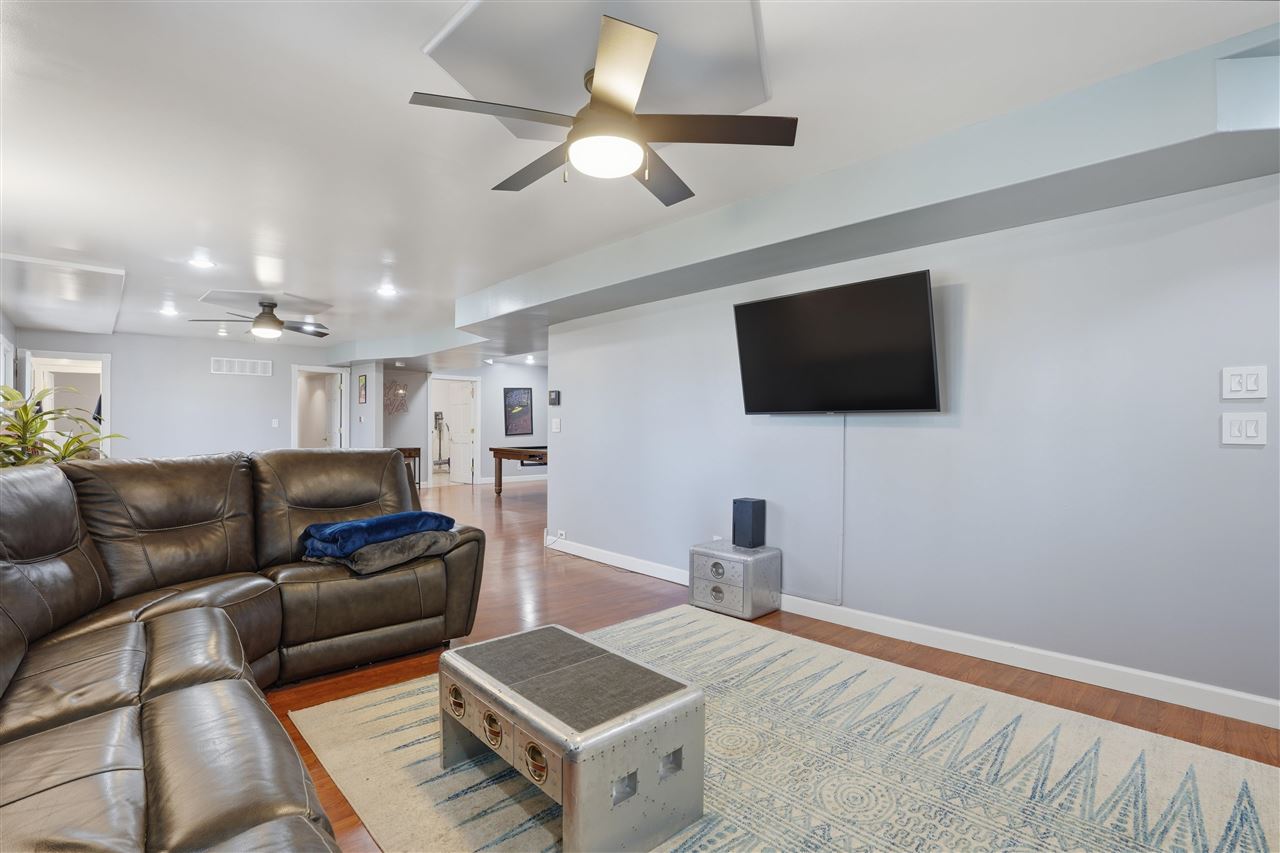 415 Woodridge Avenue Iowa City IA 52245