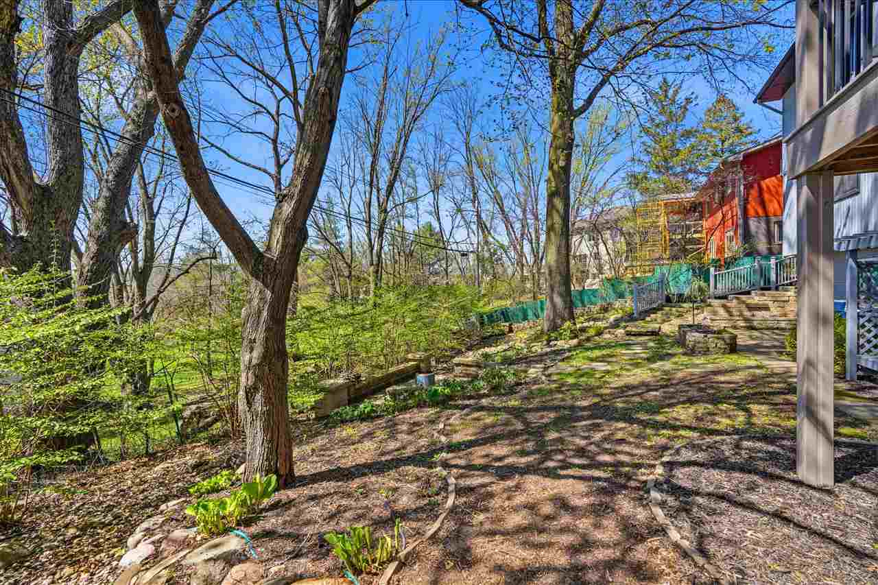 415 Woodridge Avenue Iowa City IA 52245
